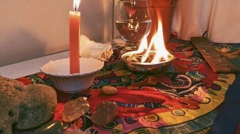 rituel retour affectif avec bougie rouge pour faire revenir son ex