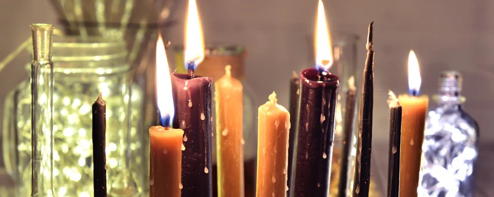 voyant médium Nawan réalisant un rituel spirituel d’amour puissant