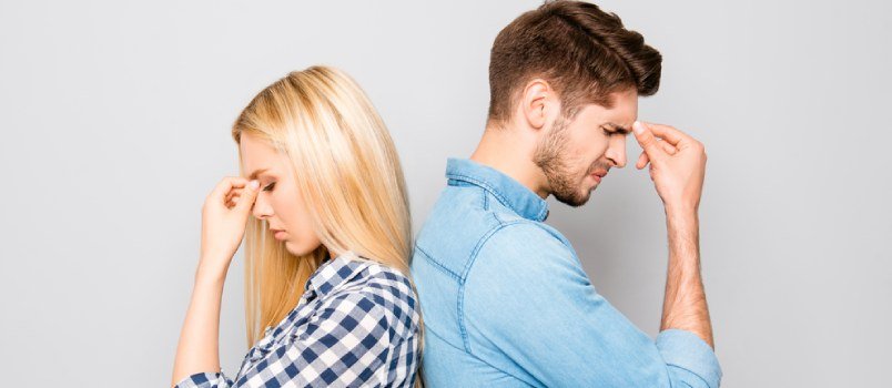 homme et femme en conflit relation bloquée absence de communication couple distant