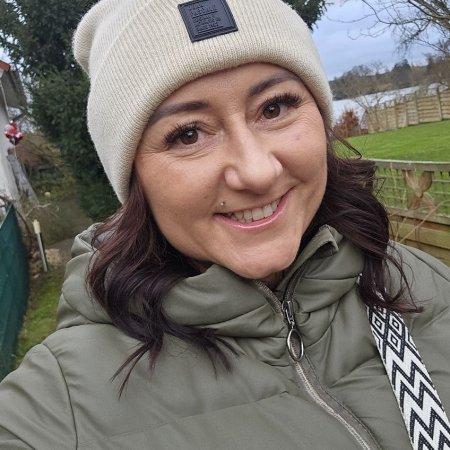 Témoignage de Sophie, qui a retrouvé son amour grâce à un retour affectif à distance, en suivant les conseils du Grand Marabout Puissant Nawan.