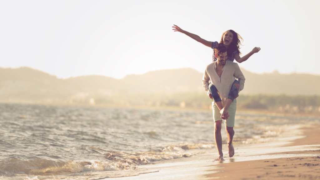 témoignage visuel d’une personne heureuse après avoir retrouvé l’amour grâce au travail spirituel de Marabout Nawan.