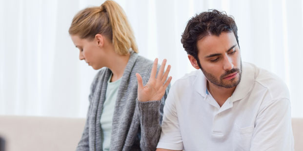 couple confronté à une crise relationnelle en Belgique