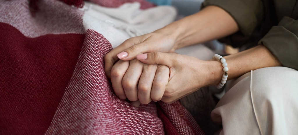 marabout puissant en Belgique réalisant un rituel de retour affectif pour problèmes sentimentaux