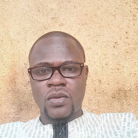 Jean-Claude, 46 ans, Abidjan - témoignage retour affectif après infidélité avec le Voyant Médium Nawan